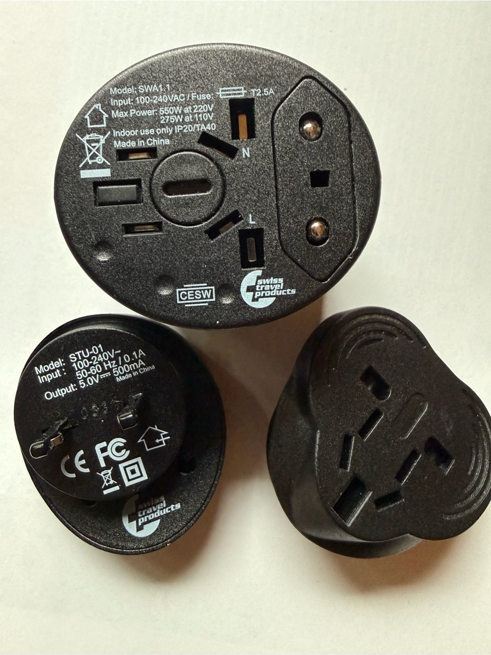 Swiss Travel Universal Adapter Black Travel Set model STU-01